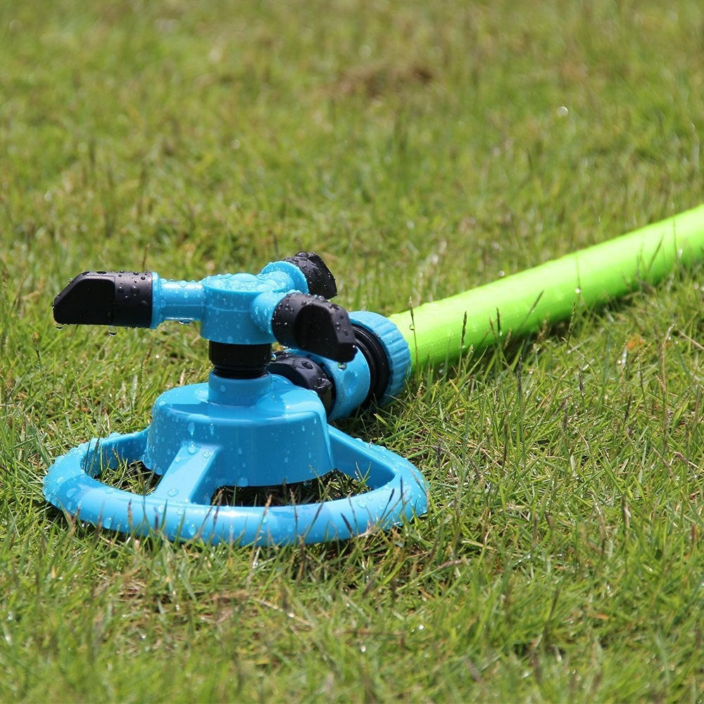 

Sistem de irigare pentru grădină sau peluză, automatic, cu rotire la 360 de grade, sprinkler cu 3 brațe pentru grădină