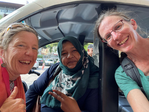 Naseem, our brilliant city guide for the day. Naseem gained her Electric Autorickshaw licence 6 months prior, after training with MOWO.