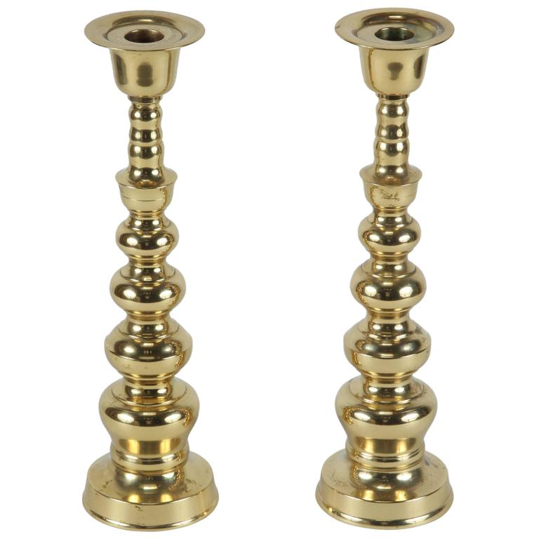 Pair of English Polished Cast Brass Candle Stands - E-mosaik