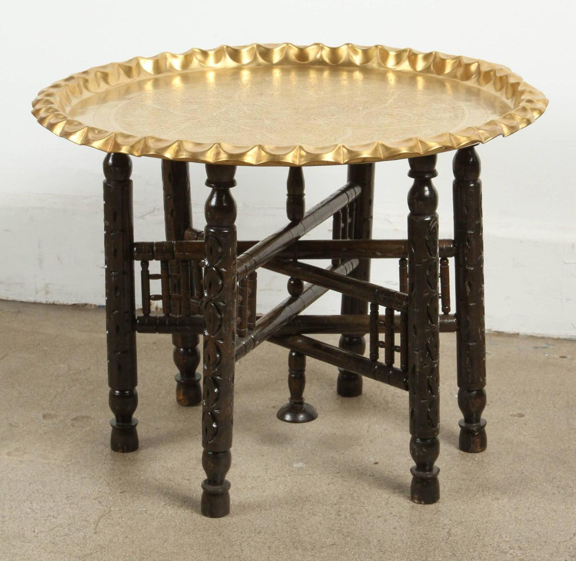 Vintage Brass Tray Table – RE-TREND