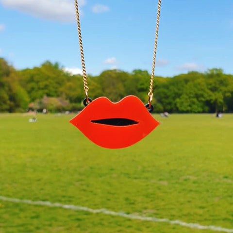 Get Lippy Necklace