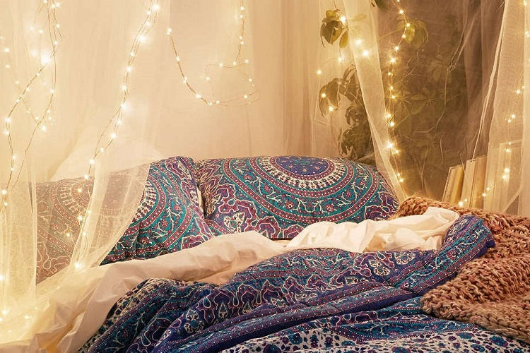 Decorate Bedroom With String Lights