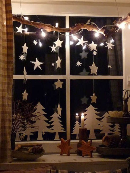 Awesome Christmas Window Decor