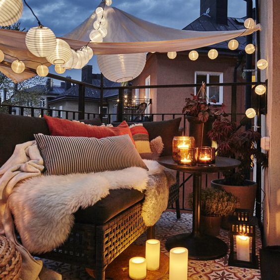 Special Lighting Ideas For Summer Balcony