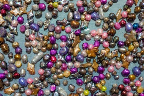 colorful freshwater pearl beads