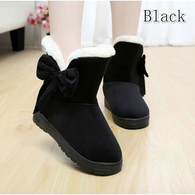 black ankle snow boots