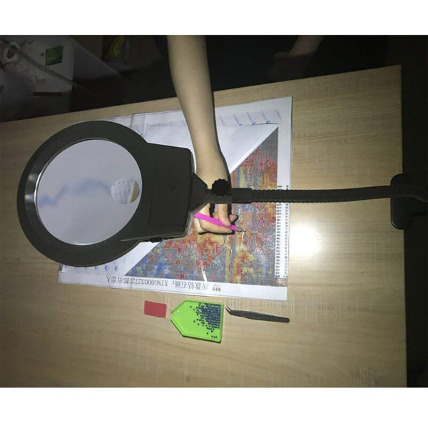 Diamond Painting LED Light Magnifier - OLOEE