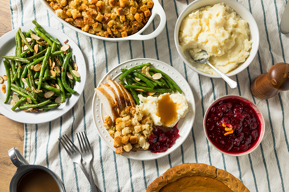 spread of thanksgiving food