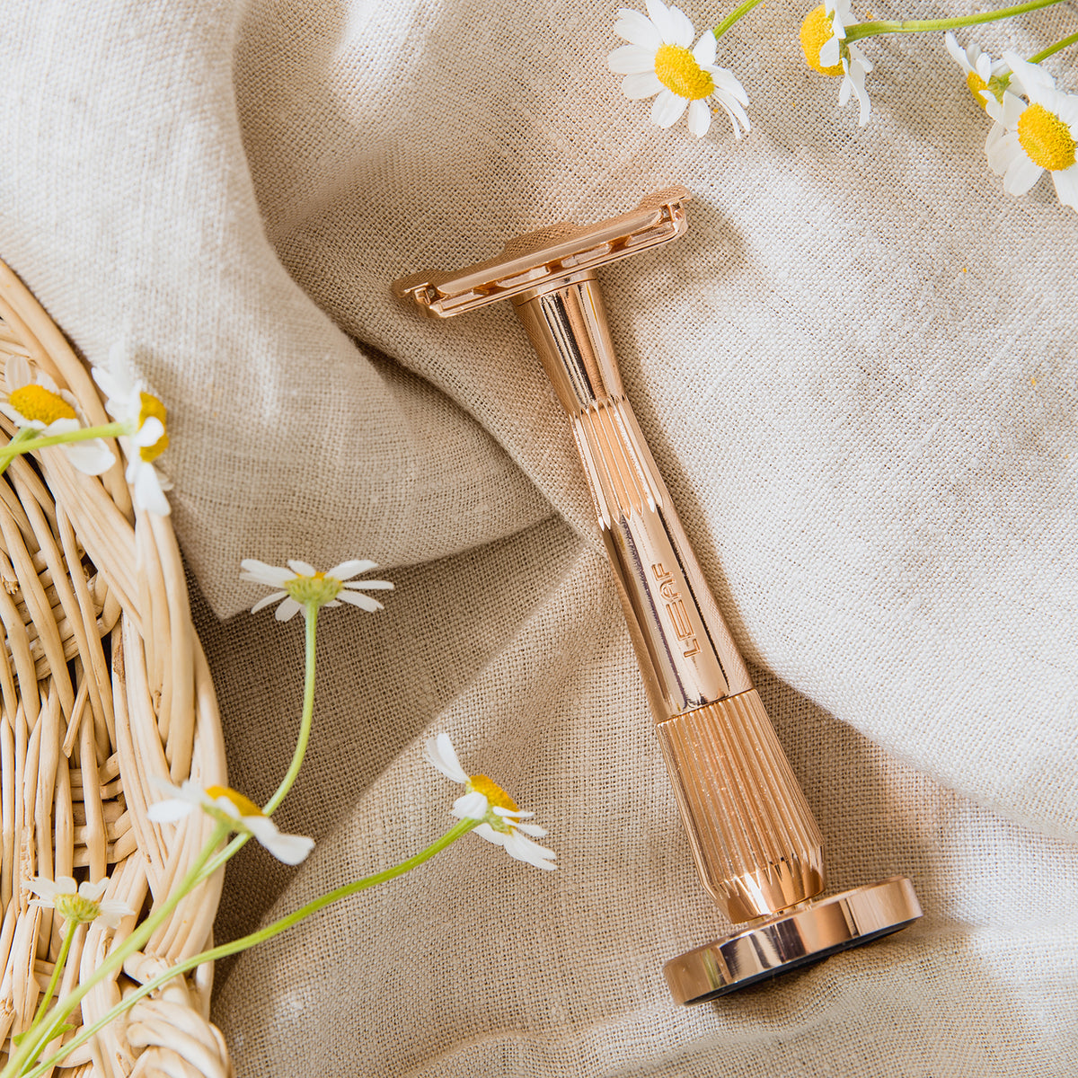 Gold single sided single blade Twig safety razor with stand