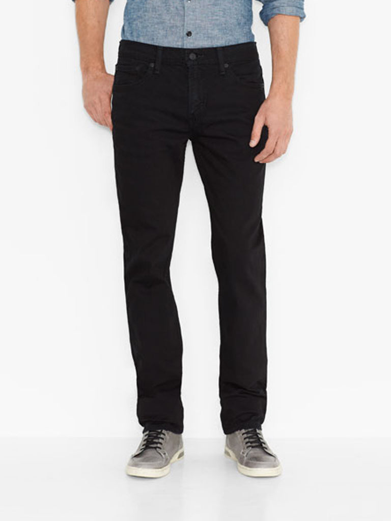 black levi slim straight jeans