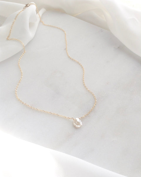 Small Dainty Necklaces – IVOLVE
