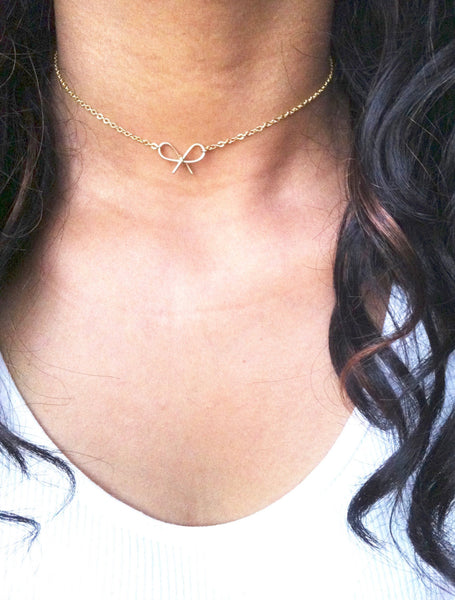 bow choker necklace