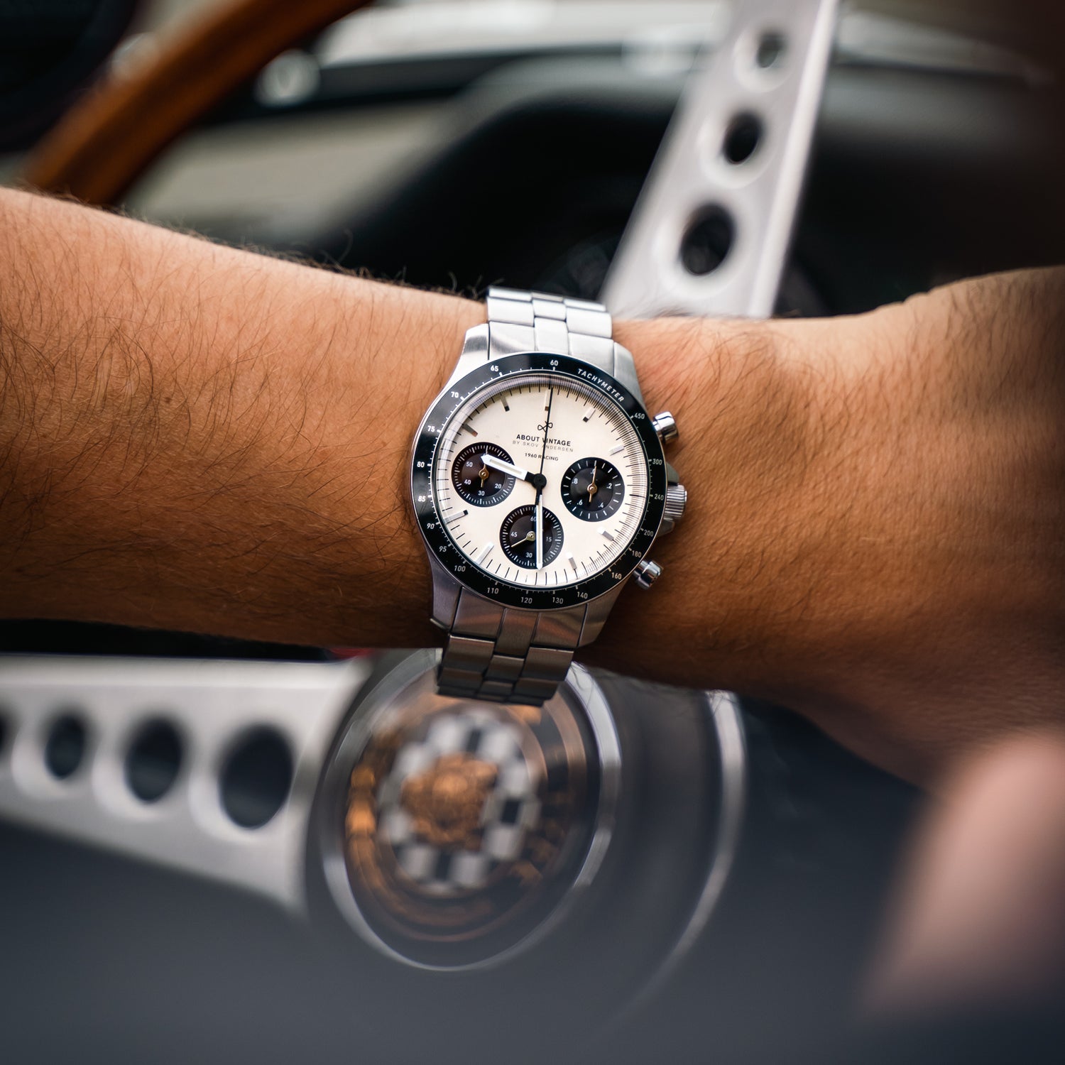 1960 Racing Chronograph, Steel / Off White & Black