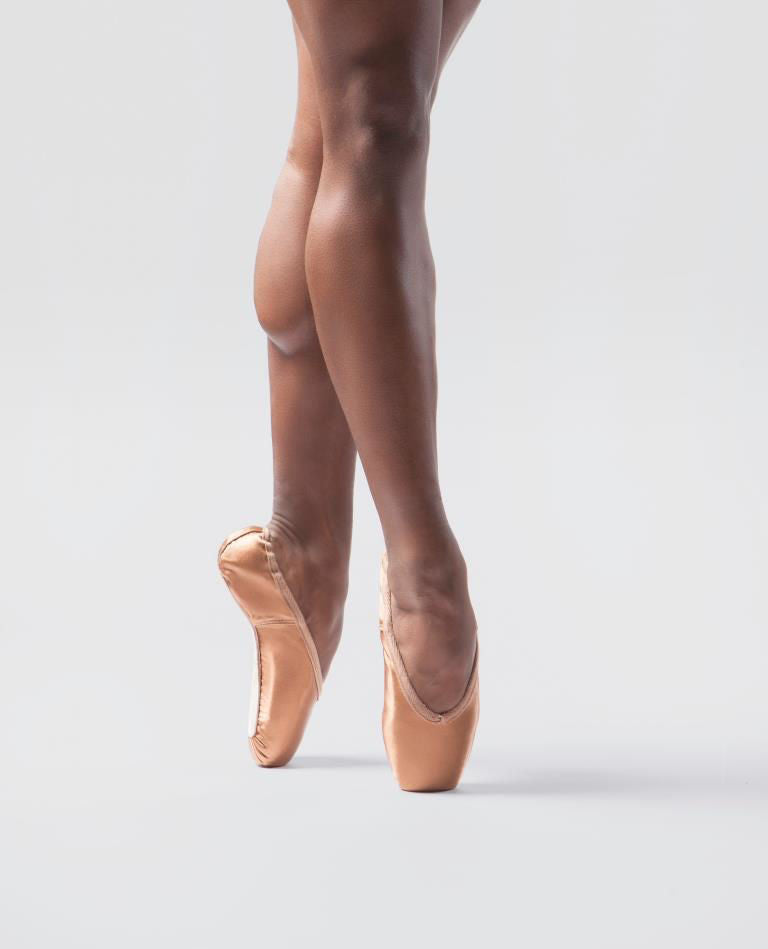 Freed Studios Professional Pointe Shoe (V Cut) – The Shoe Room