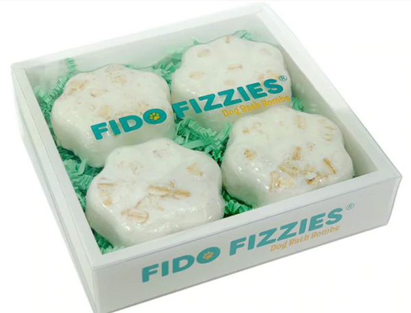 Fido Fizzies dog bath bomb with natural ingredients