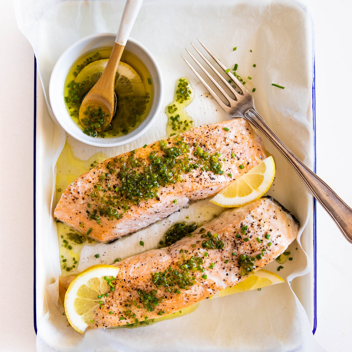 Easy Baked Salmon With Lemon And Chive Dressing Leah Itsines