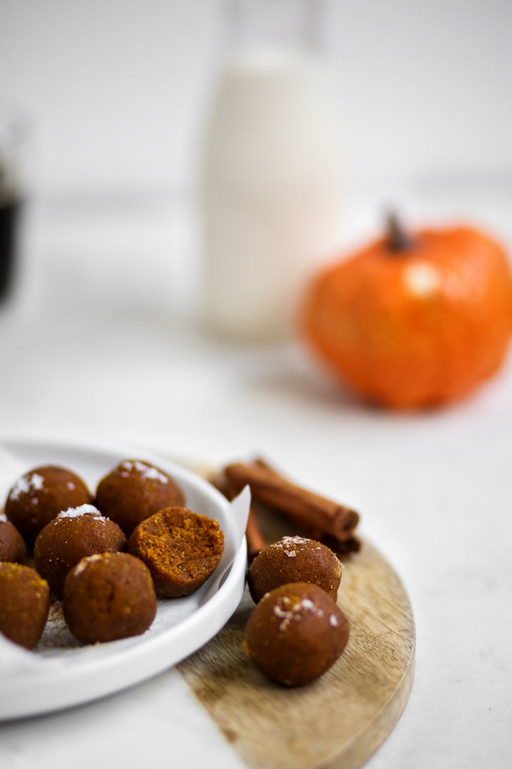 Pumpkin Spice Energy Bites Recipe