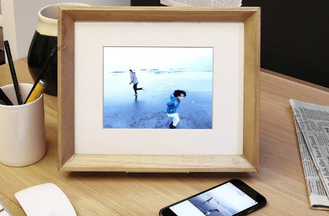 Knot Theory's Ultimate Mother's Day Gift Guide digital photo frame
