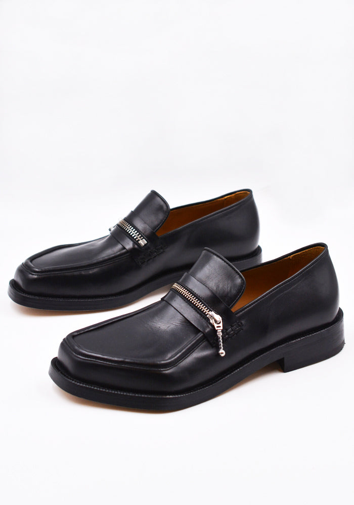 Magliano 21ss monster loafer ziped | angeloawards.com