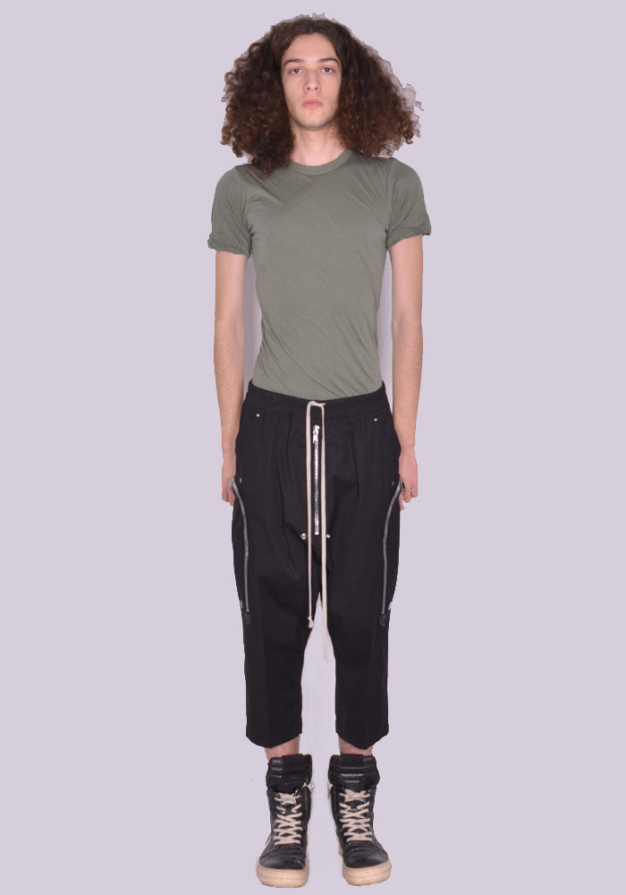 RICK OWENS MEN BAUHAUS BELA CROPPED PANTS BLACK SS23 | DOSHABURI Shop