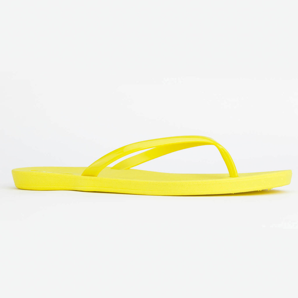 yellow flip flop sandals