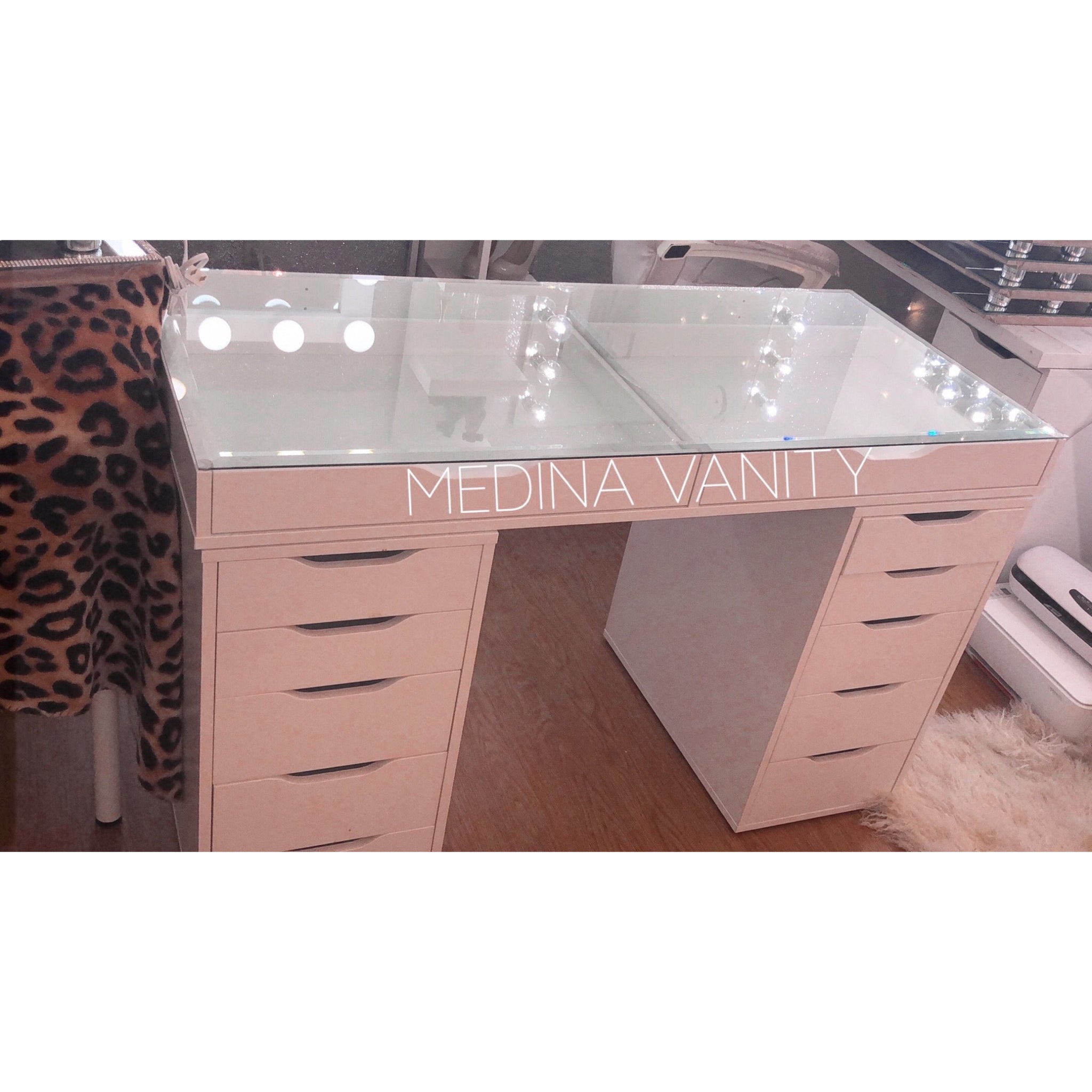 Zara Vanity Table 2 Dressers Medina Vanity