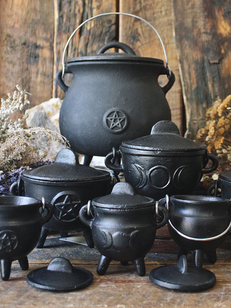 Mini Cast Iron Cauldron. - RitualCravt