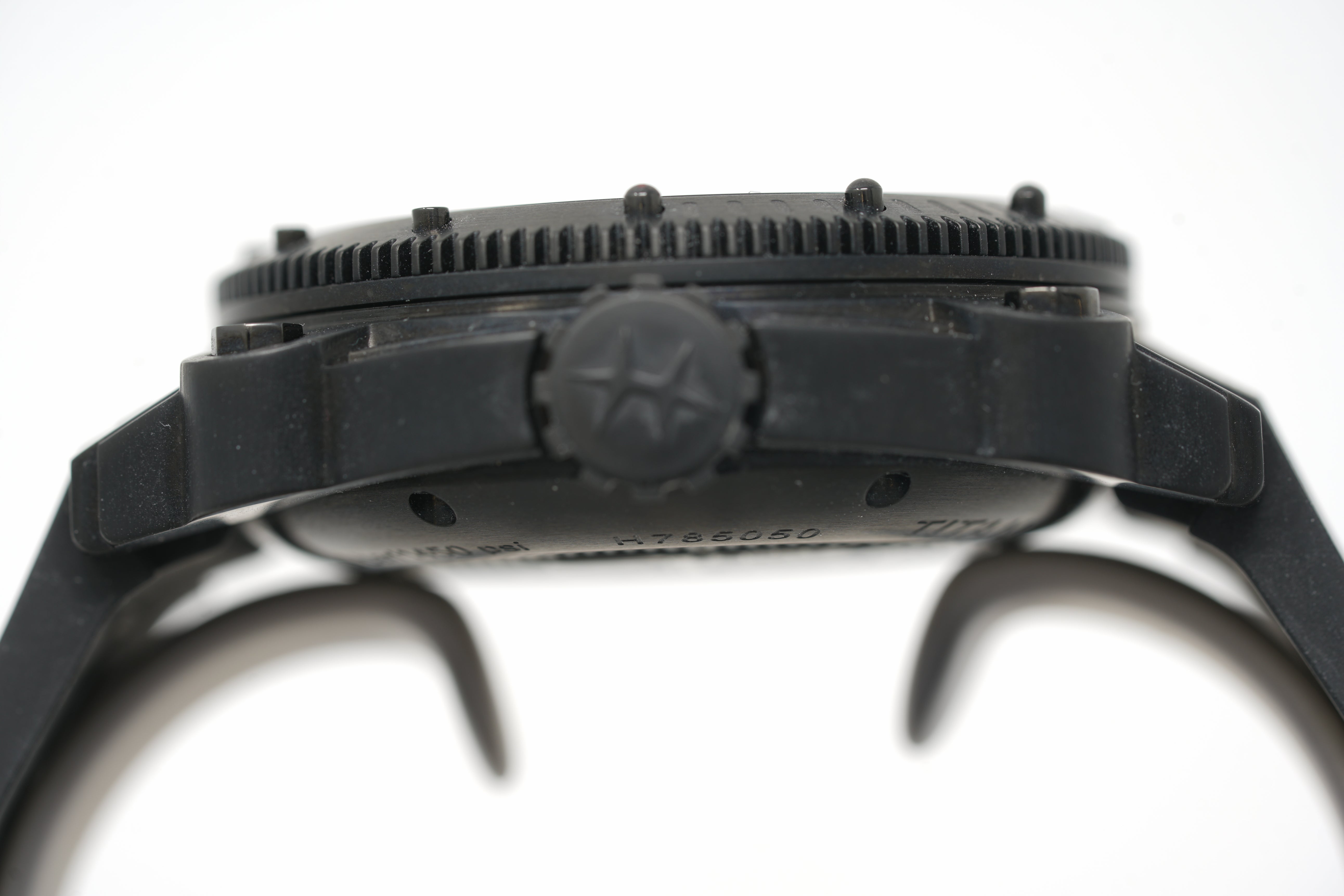 Pre-owned Navy Plastic Bracelet
