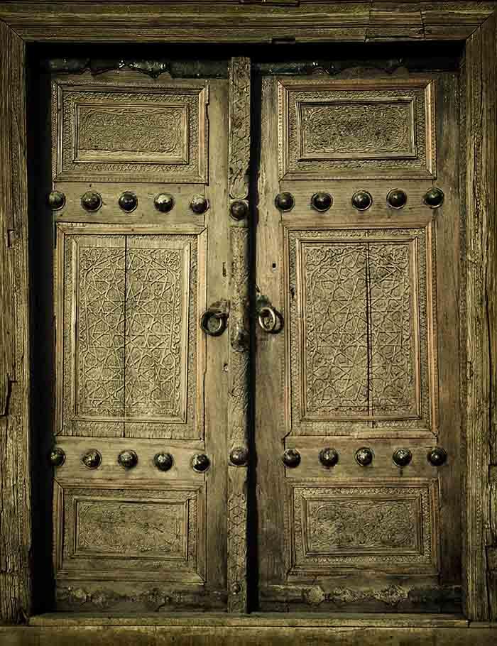 Ancient Wood Doors Backdrop For Photography J-0258 – Shopbackdrop