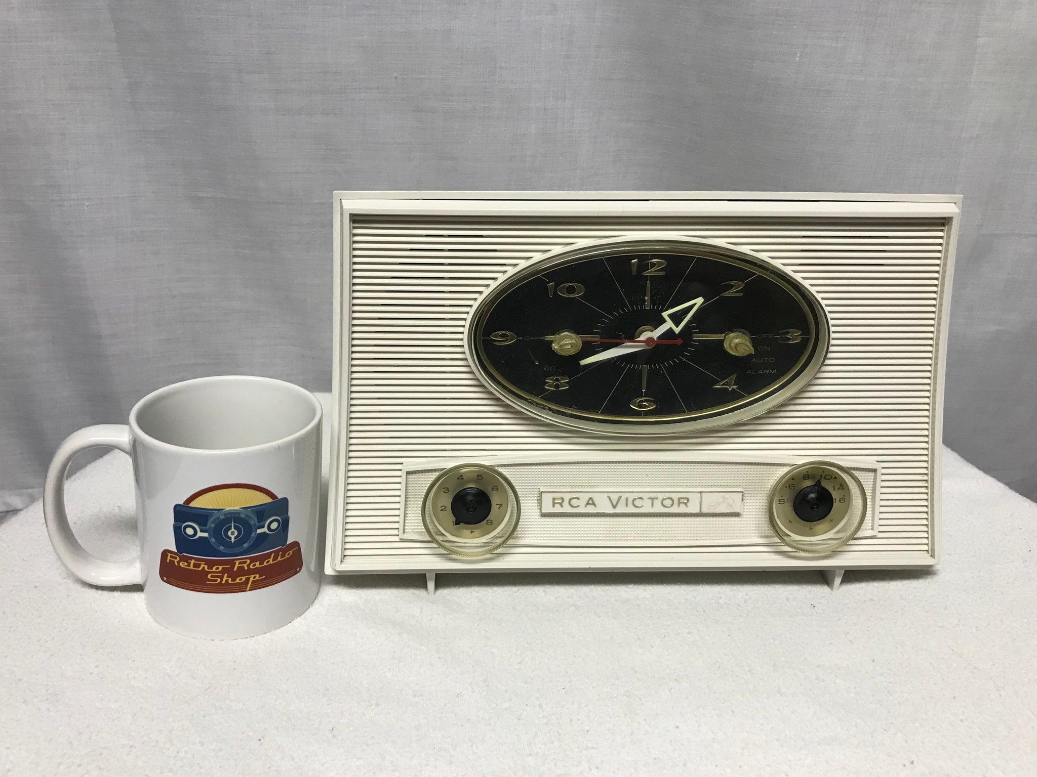 vintage rca victor radio