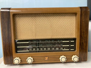 Philips p-153 Tube Radio With Bluetooth & FM Options | Antique, Retro, Vintage  Tube Radios & Bluetooth | Retro Radio Shop