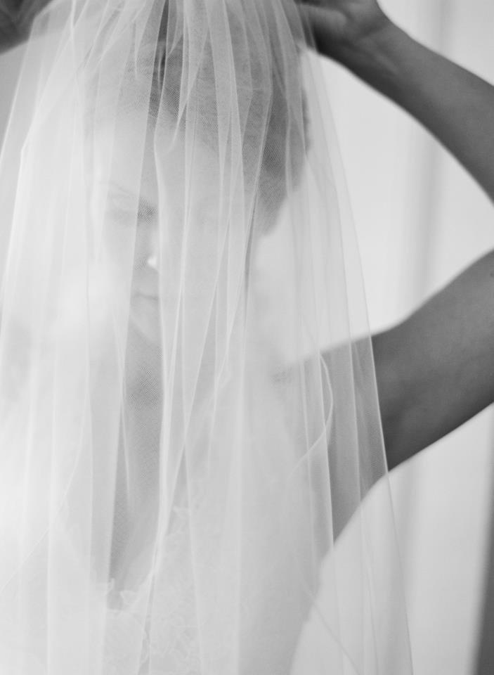 Alisha Jemelian How To Preserve Your Wedding Veil and Dress You&#039;ve tied