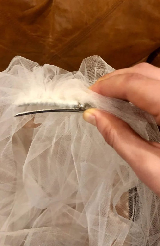 How to wear a wedding veil with short hair (or NO HAIR