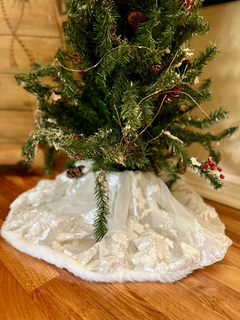 faux fur and lace applique Christmas tree skirt wrap repurposed from bridal veil