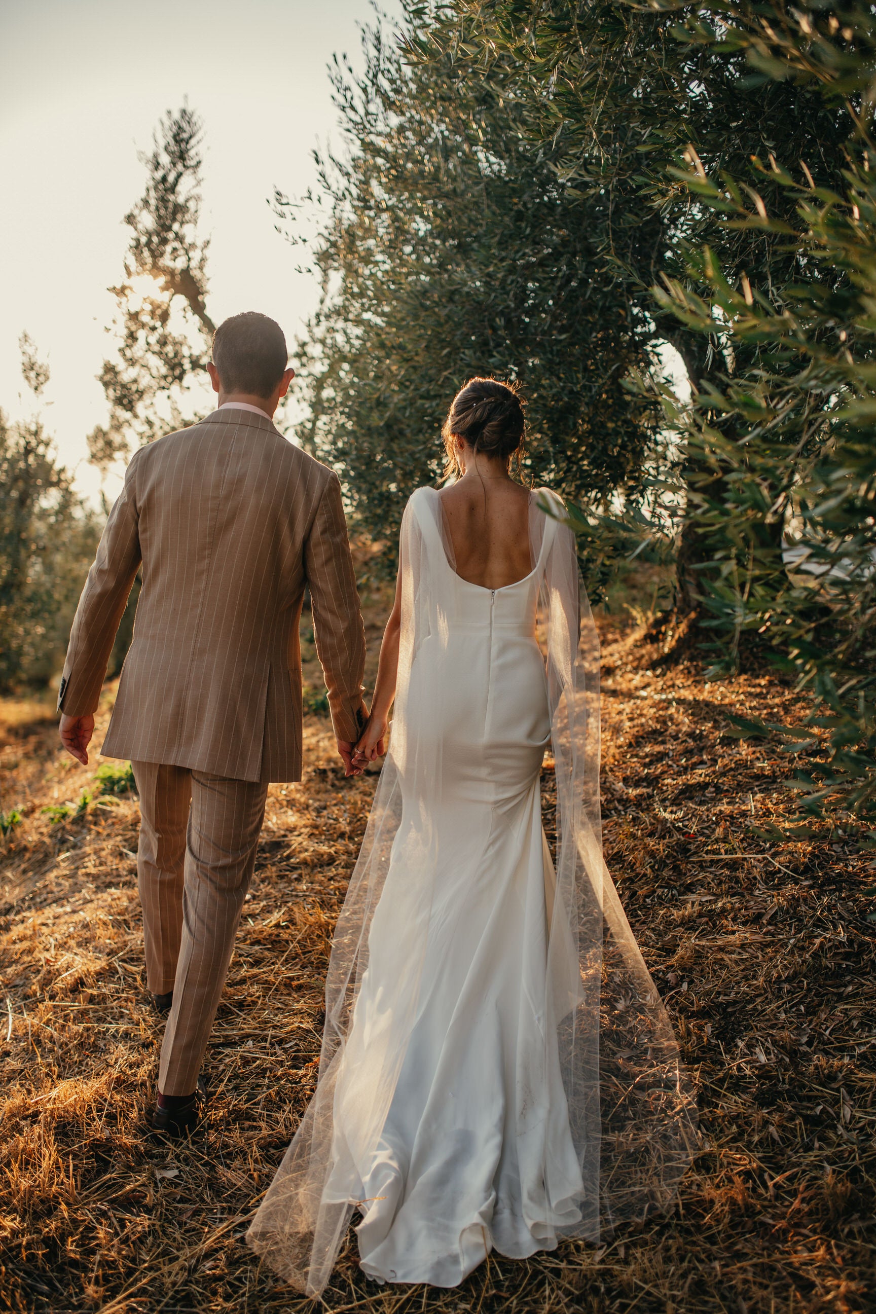 shoulder veil wedding dress