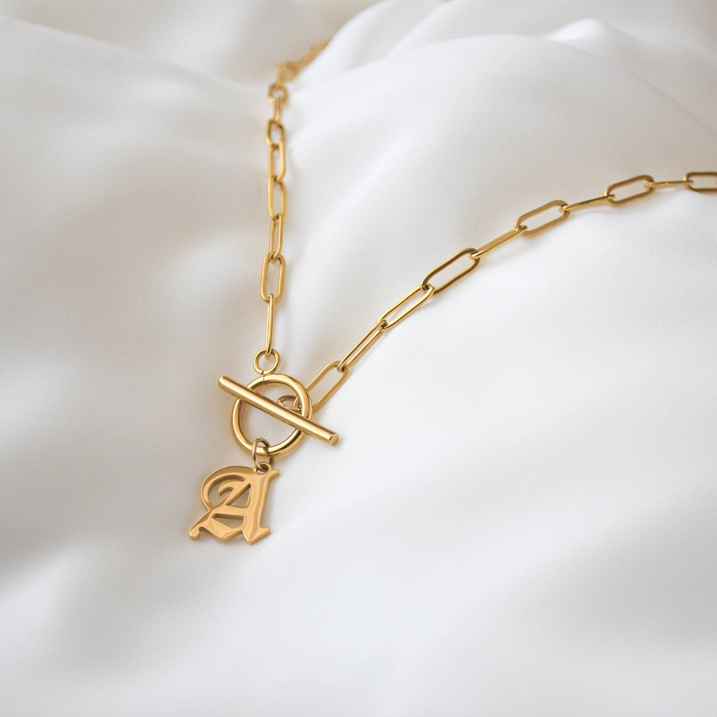 Lock Paper Clip Chain Toggle Necklace gold