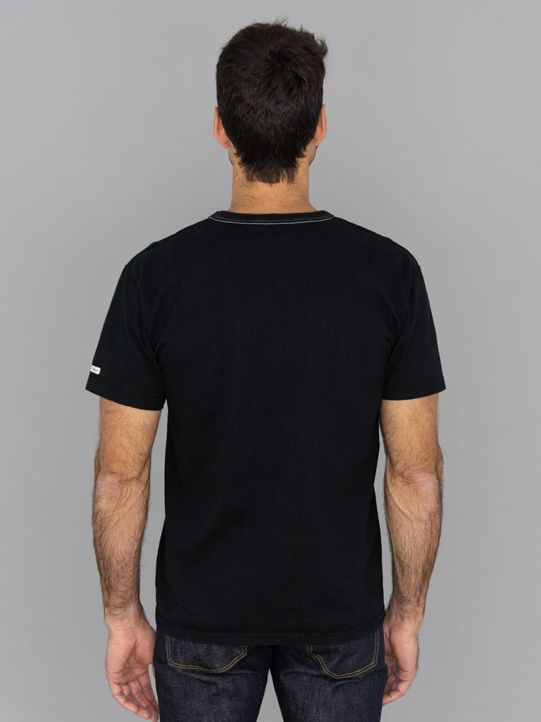 plain black collar t shirt