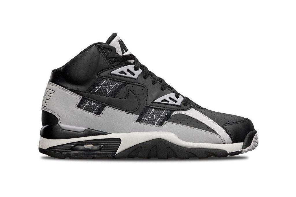 bo jackson size 13