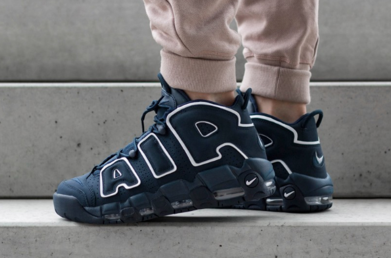 nike air more uptempo size 13