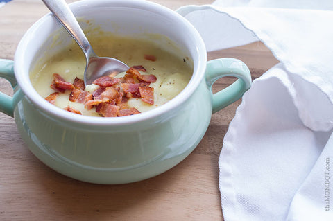 slow cooker potato soup, whole30 potato soup, recipes, easy recipes, easy dinner, dinner ideas, menu planner, meal planner, meal planning, healthy recipes, easy dinner recipes, easy dinner ideas, quick dinner ideas, easy meals, quick and easy dinners for families, quick dinner ideas for tonight, quick dinner ideas with chicken, quick dinner ideas kid friendly, easy meals to make for kids