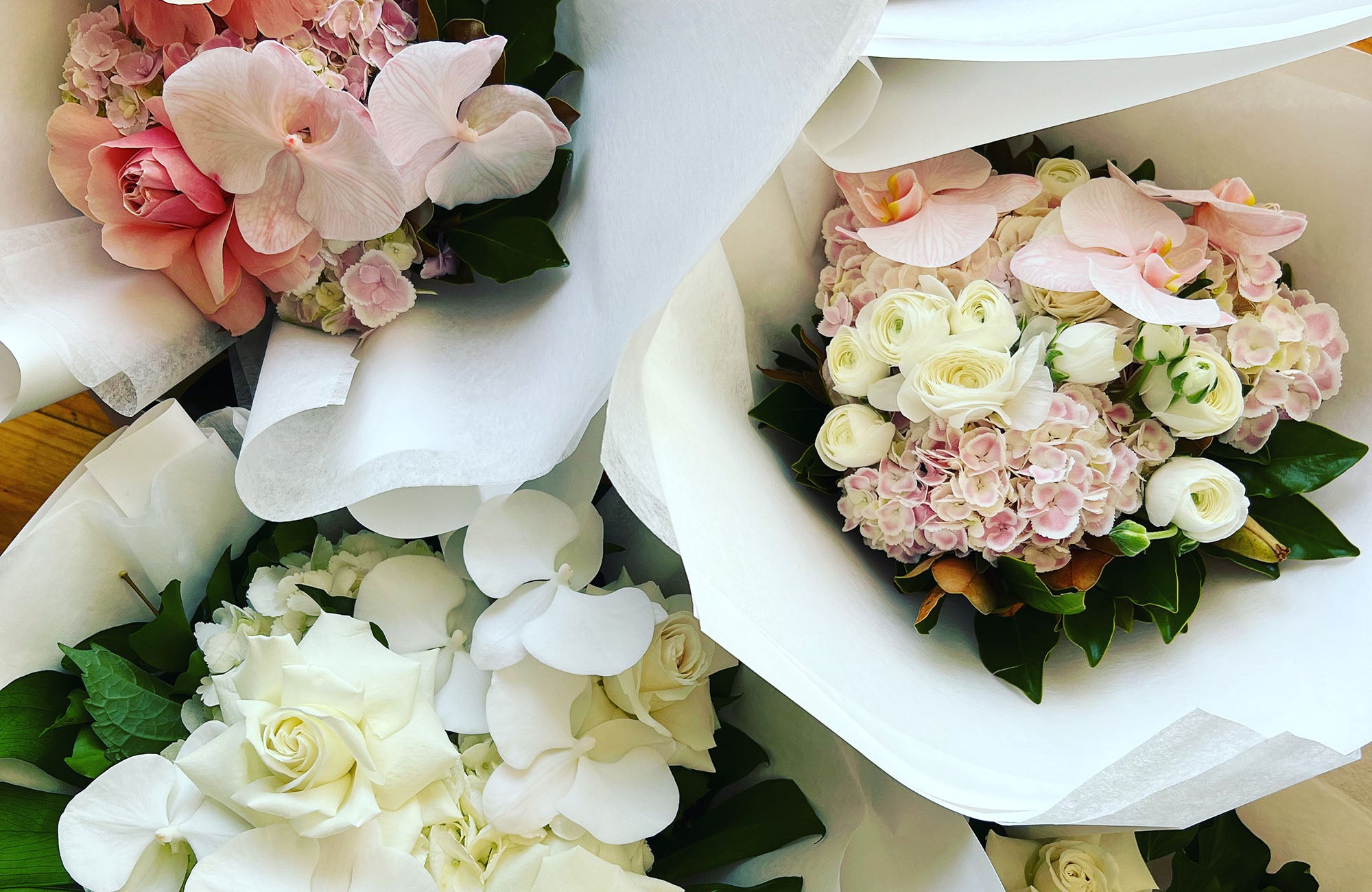 Mixed flowers for delivery in Melbourne