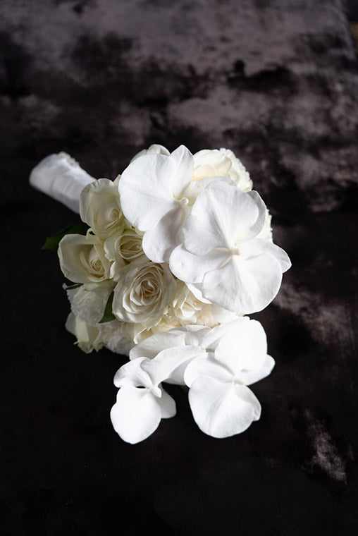 White bridal bouquet