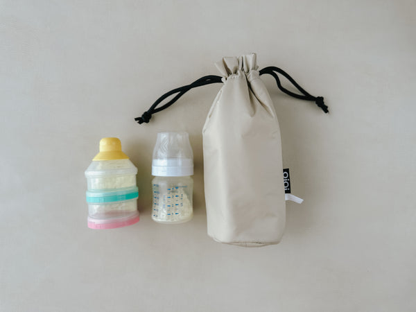 nappy bag essentials: insulated bottle holder and formula