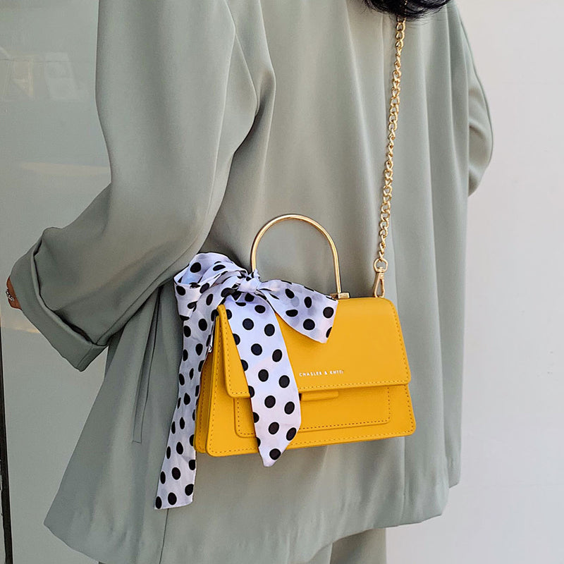 bow tote