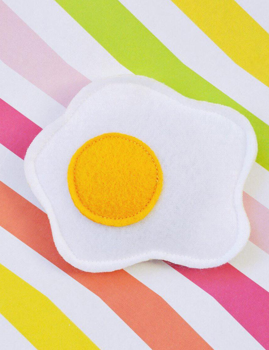 Floppy Fried Egg Cat Toy