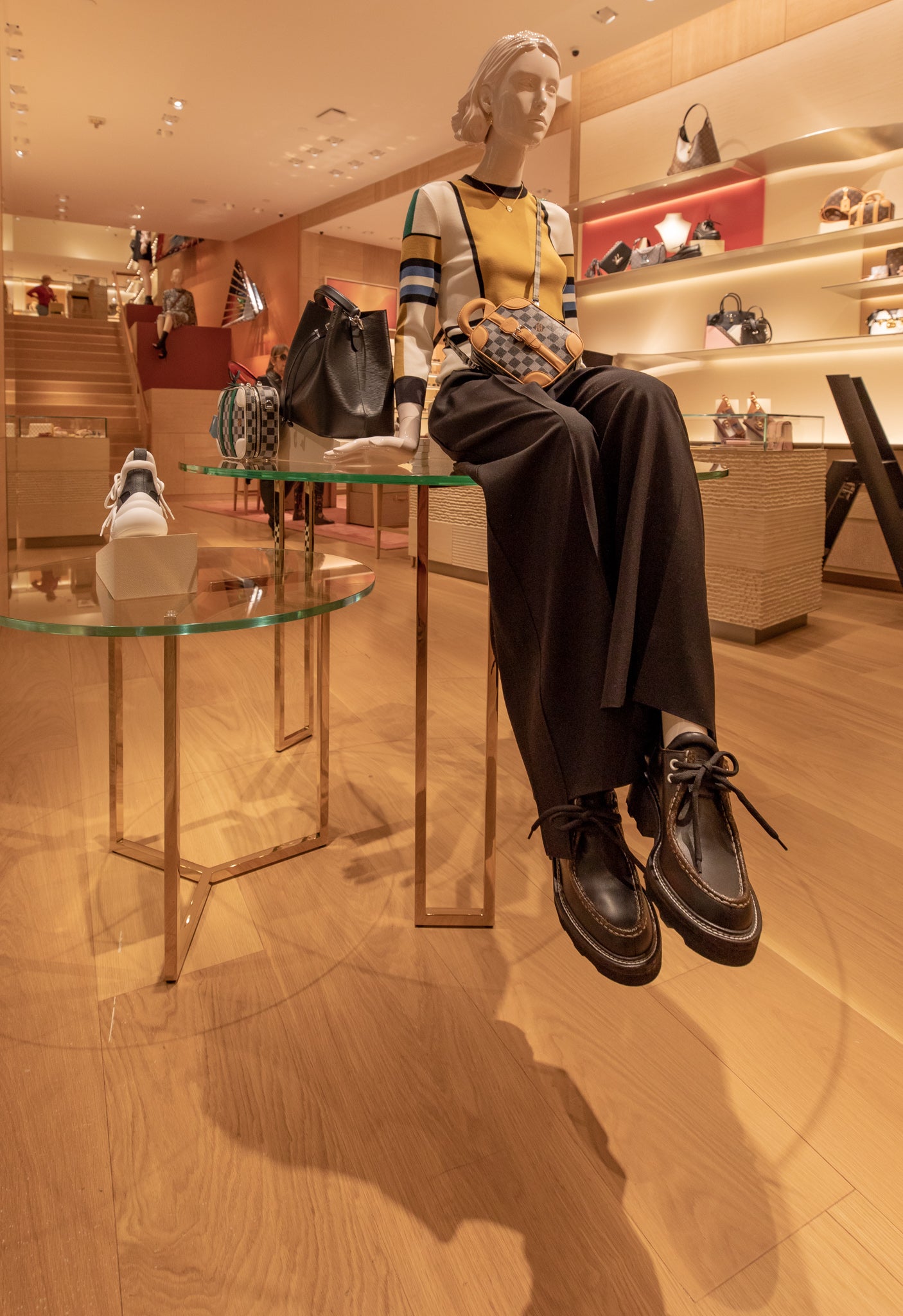 Louis Vuitton at Bloomingdale's window display, Louis Vuitt…