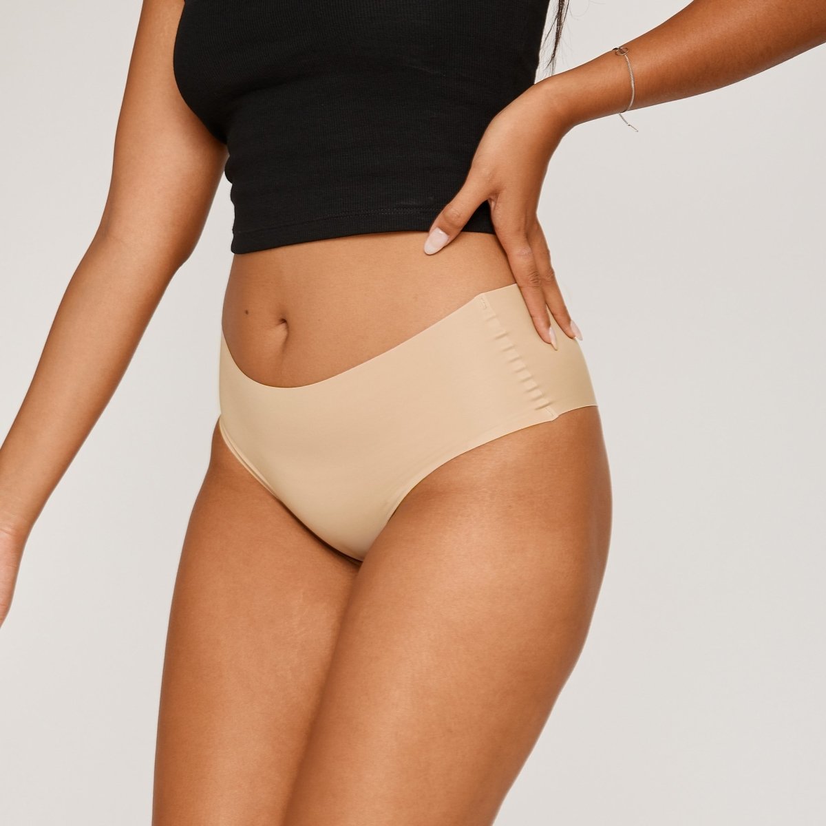 Mid-Rise Thong - Seamless Cotton