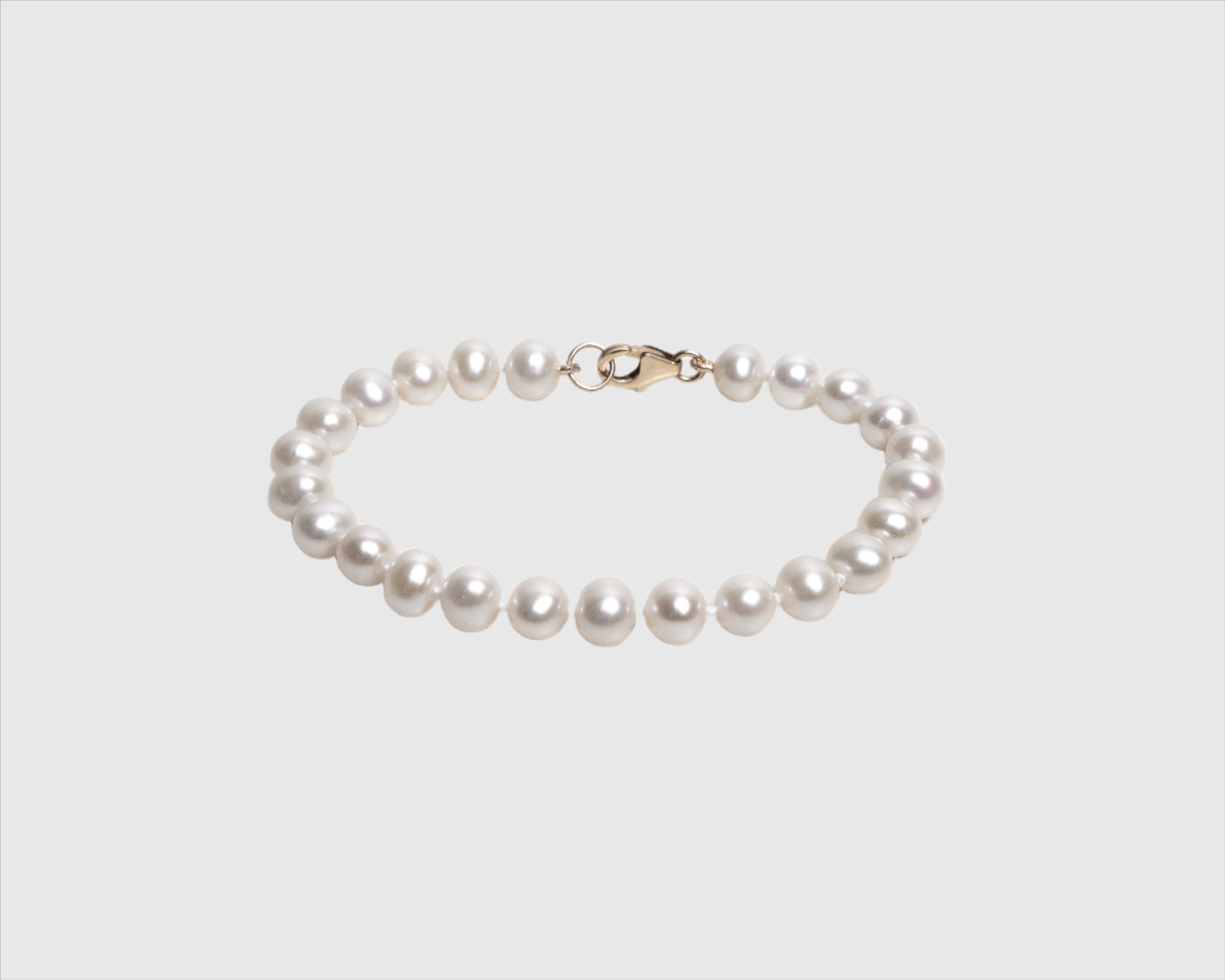 Freshwater Pearls Bracelet in Gold – DelBrenna