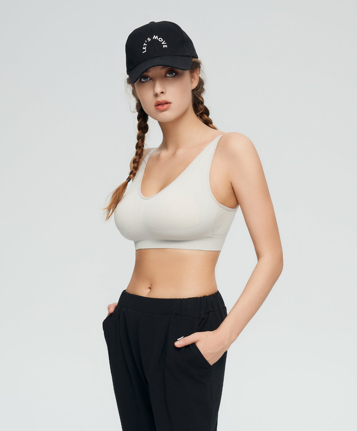 Jual Pierre Cardin Energized Seamless Sports Bra U-Back 201-1122S - Navy, L  - Kab. Tangerang - Pierre Cardin Lingerie