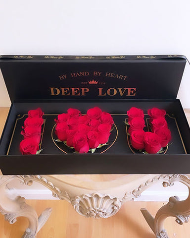 Rose Bouquet Tied With A Ribbon – Dream Box LA